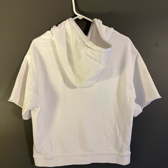 FREE PEOPLE FP MOVEMENT XS/TP WHITE SHORT SLEEVED FRINGED PULLOVER HOODIE - Picture 5 of 10